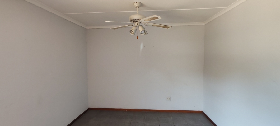 3 Bedroom Property for Sale in Uvongo KwaZulu-Natal