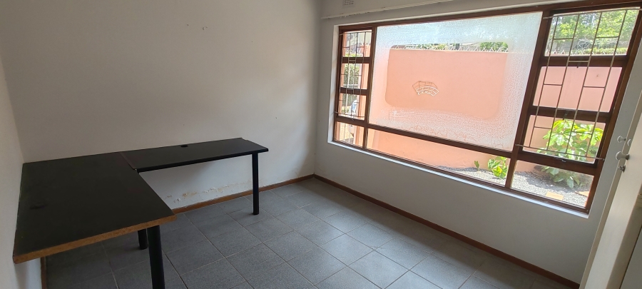 3 Bedroom Property for Sale in Uvongo KwaZulu-Natal
