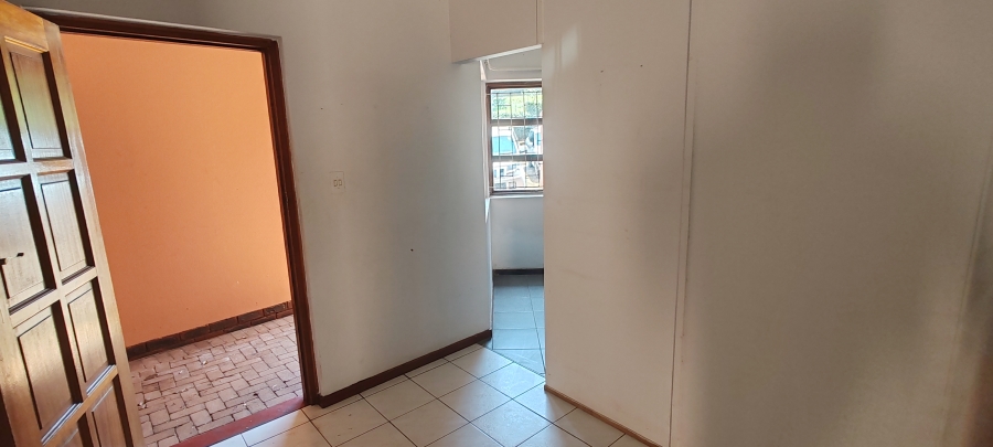 3 Bedroom Property for Sale in Uvongo KwaZulu-Natal