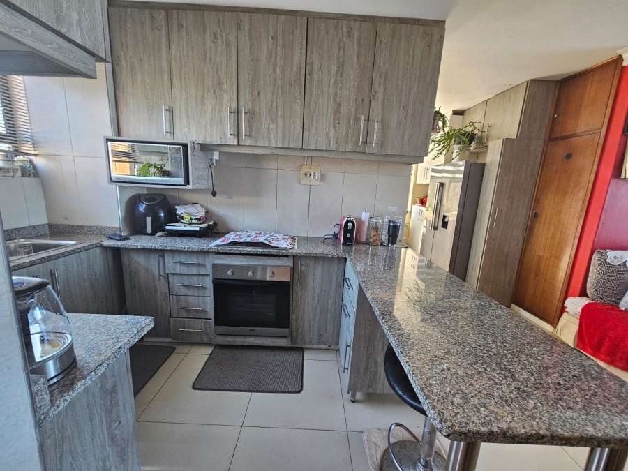 1 Bedroom Property for Sale in Illovo Beach KwaZulu-Natal