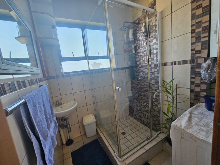 1 Bedroom Property for Sale in Illovo Beach KwaZulu-Natal