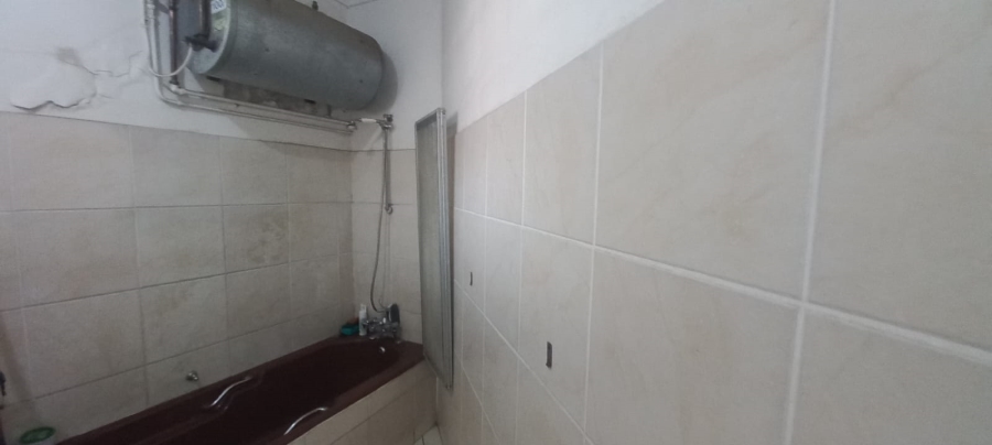 2 Bedroom Property for Sale in Berea West KwaZulu-Natal