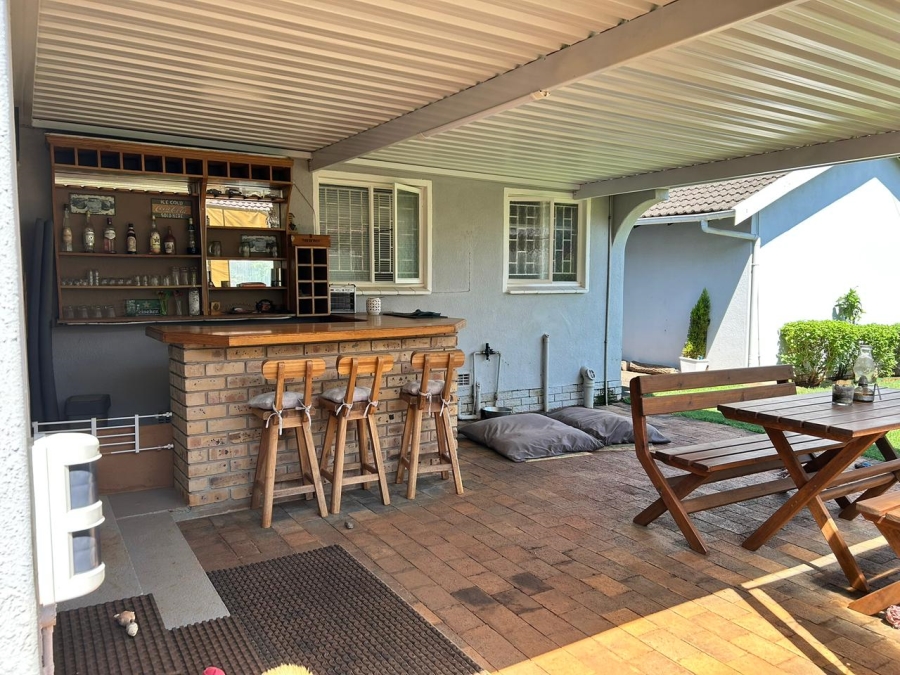 To Let 3 Bedroom Property for Rent in Glen Anil KwaZulu-Natal