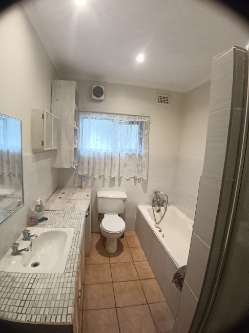 To Let 2 Bedroom Property for Rent in Glen Anil KwaZulu-Natal