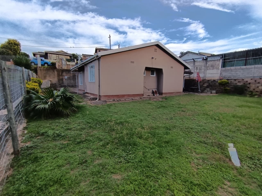 3 Bedroom Property for Sale in Brindhaven KwaZulu-Natal