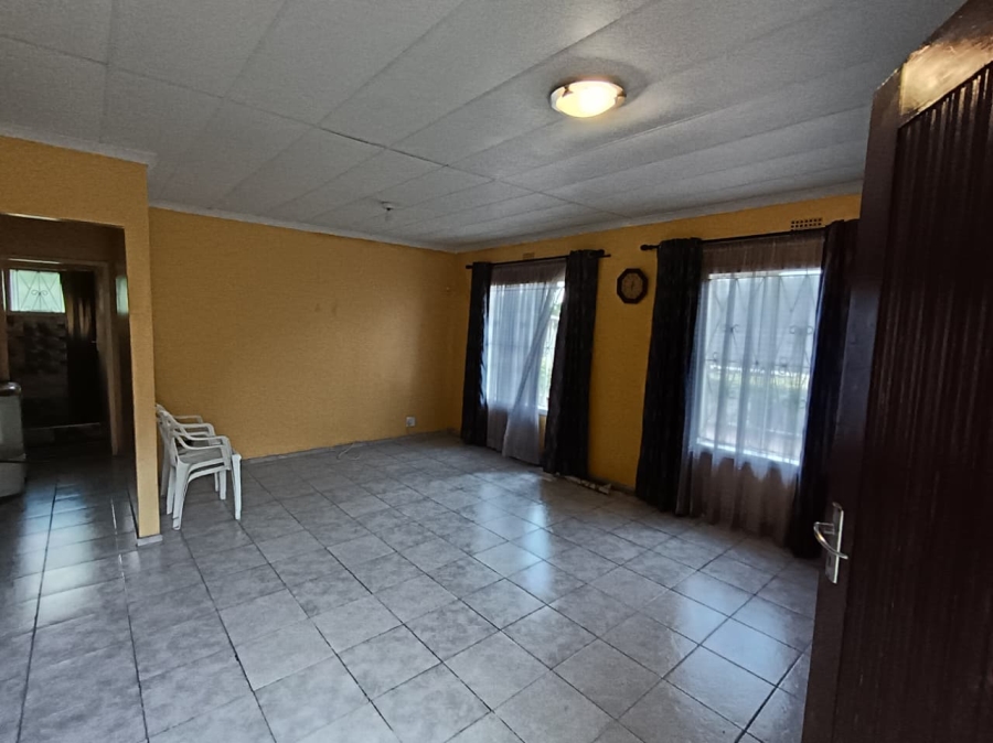 3 Bedroom Property for Sale in Brindhaven KwaZulu-Natal