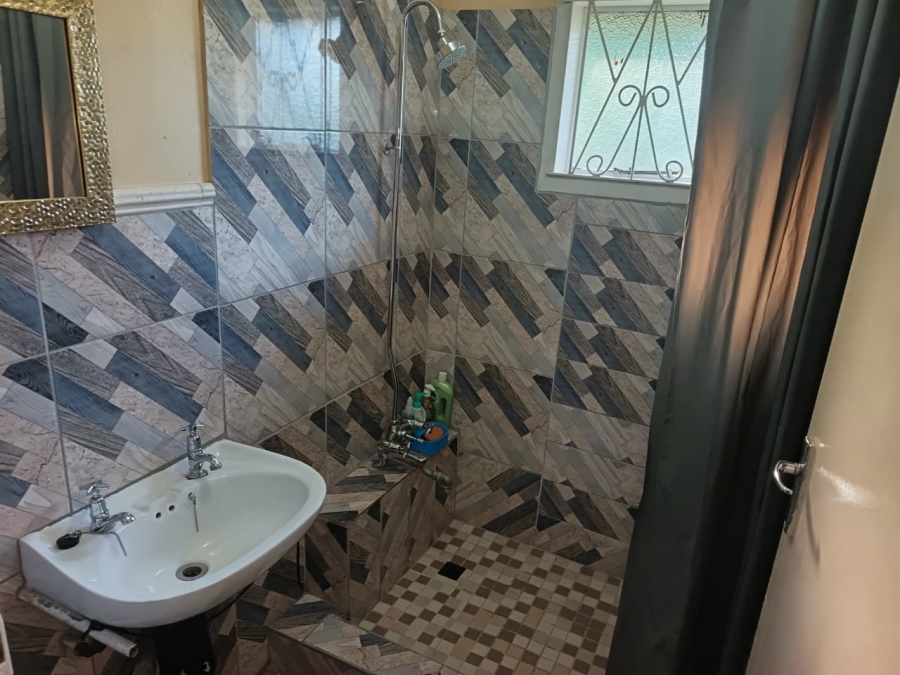 3 Bedroom Property for Sale in Brindhaven KwaZulu-Natal