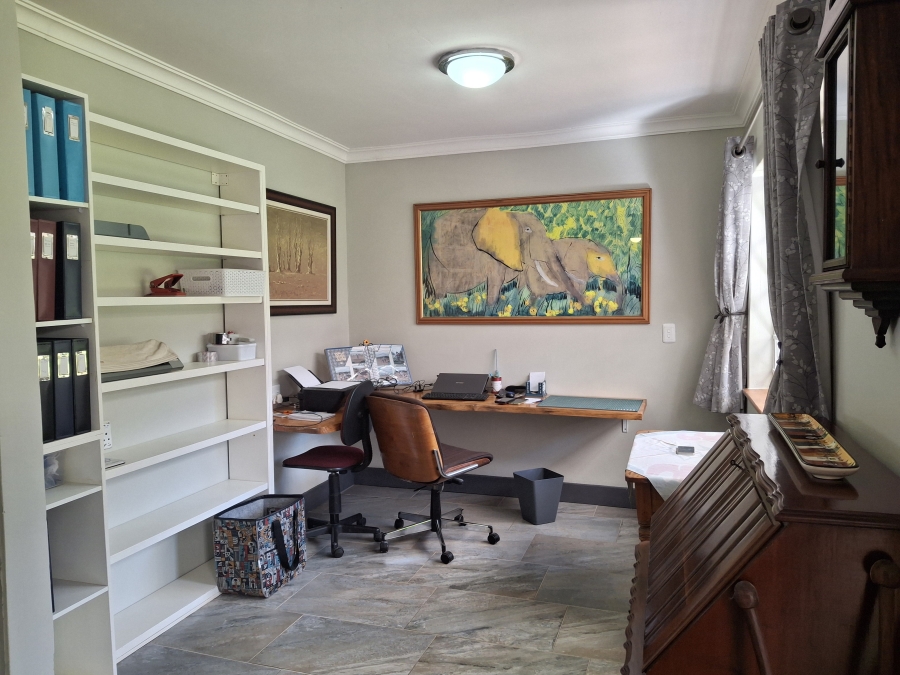 3 Bedroom Property for Sale in Greendale KwaZulu-Natal