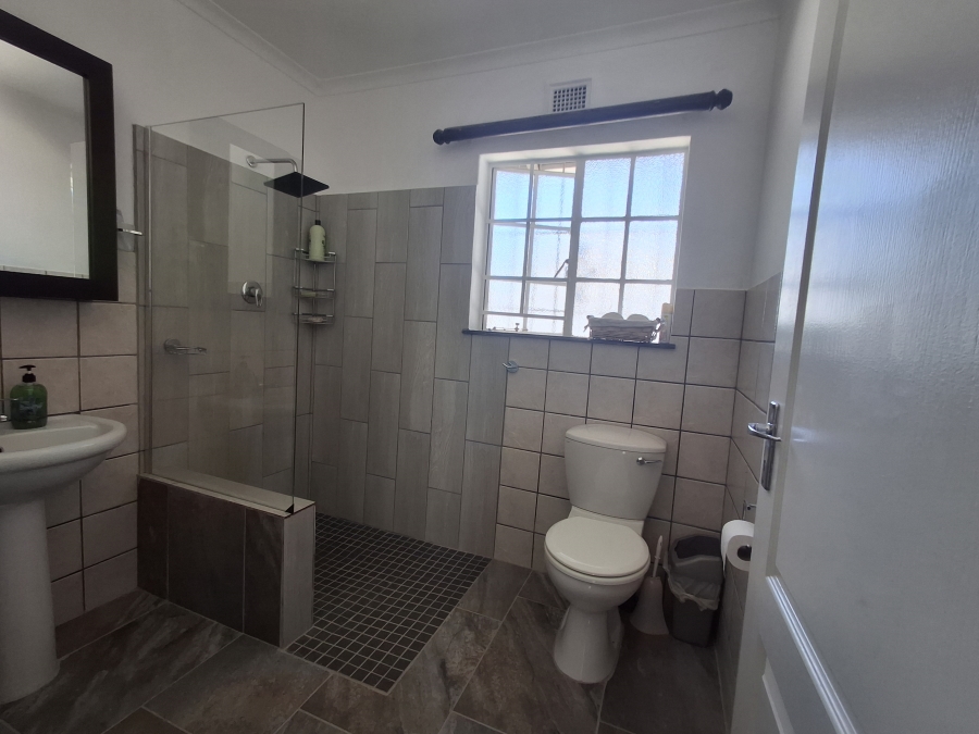 3 Bedroom Property for Sale in Greendale KwaZulu-Natal