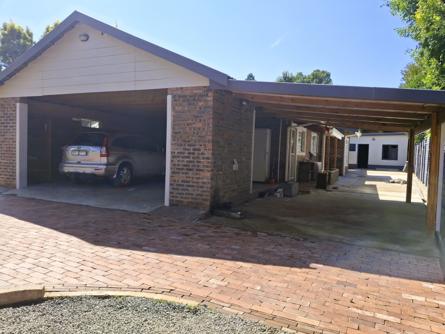 3 Bedroom Property for Sale in Greendale KwaZulu-Natal