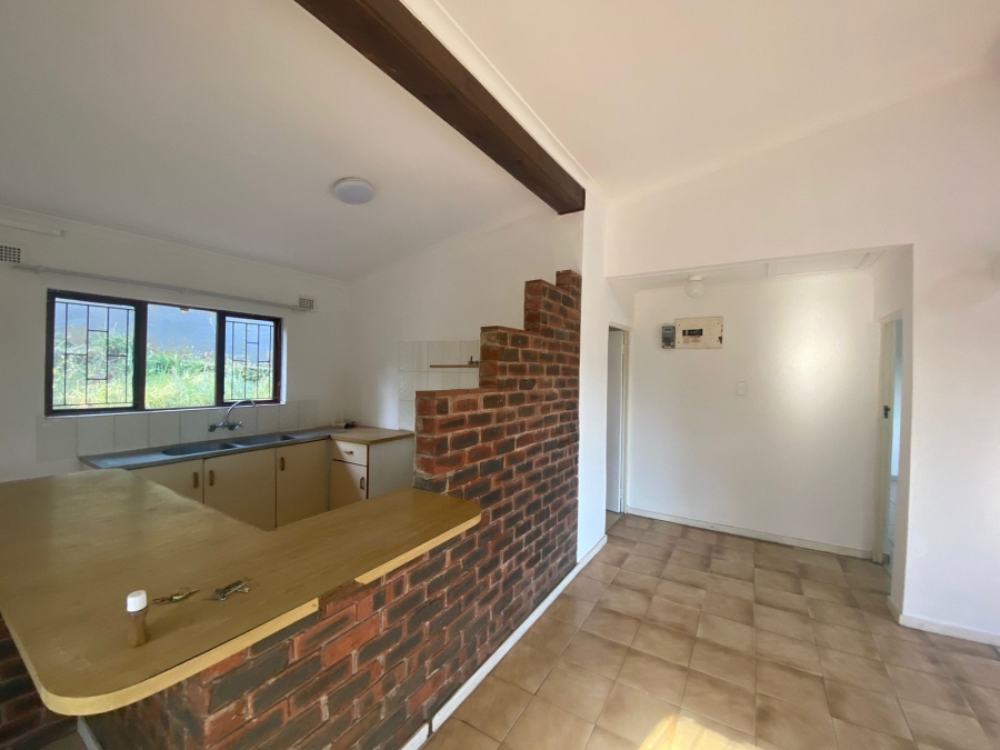 To Let 2 Bedroom Property for Rent in Waterfall KwaZulu-Natal