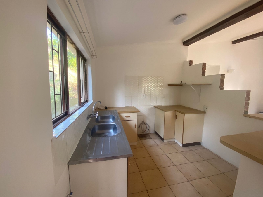 To Let 2 Bedroom Property for Rent in Waterfall KwaZulu-Natal