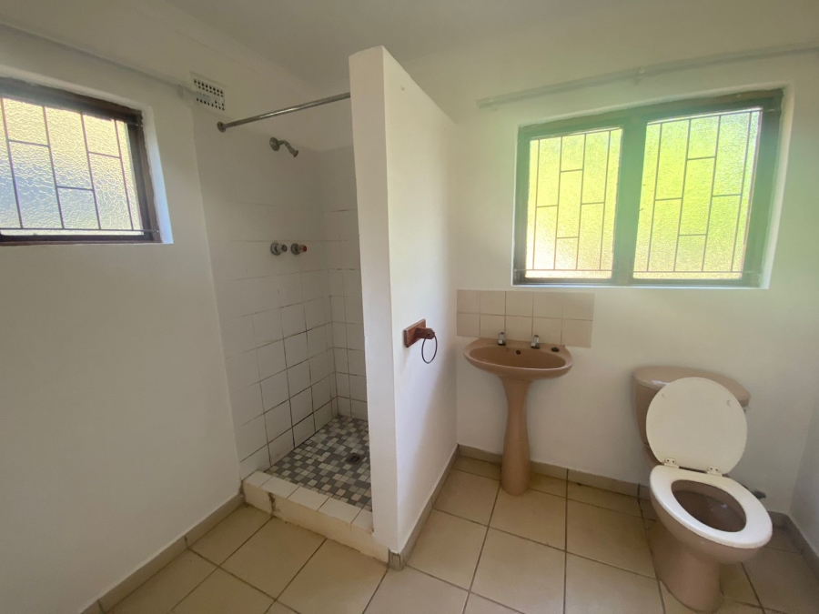 To Let 2 Bedroom Property for Rent in Waterfall KwaZulu-Natal