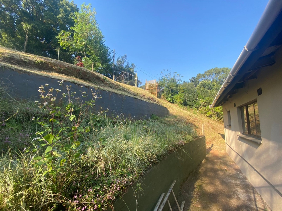 To Let 2 Bedroom Property for Rent in Waterfall KwaZulu-Natal