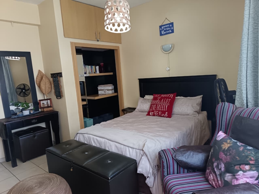 1 Bedroom Property for Sale in South Beach KwaZulu-Natal