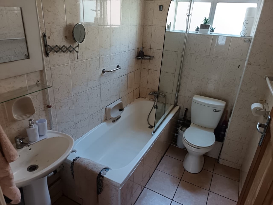 1 Bedroom Property for Sale in South Beach KwaZulu-Natal