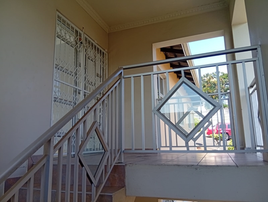 To Let 3 Bedroom Property for Rent in Mount Vernon KwaZulu-Natal