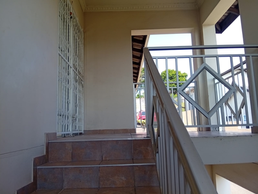 To Let 3 Bedroom Property for Rent in Mount Vernon KwaZulu-Natal