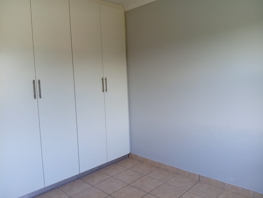 To Let 3 Bedroom Property for Rent in Mount Vernon KwaZulu-Natal