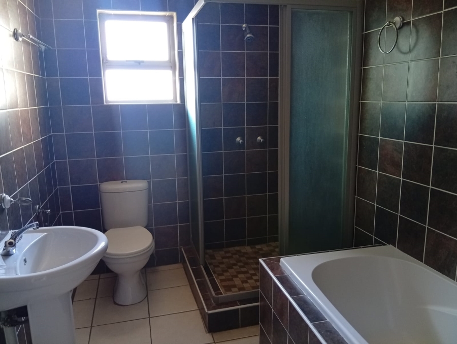 To Let 3 Bedroom Property for Rent in Mount Vernon KwaZulu-Natal