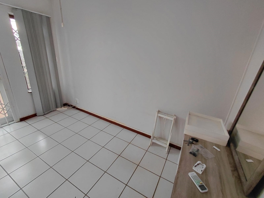 To Let 2 Bedroom Property for Rent in Glen Anil KwaZulu-Natal