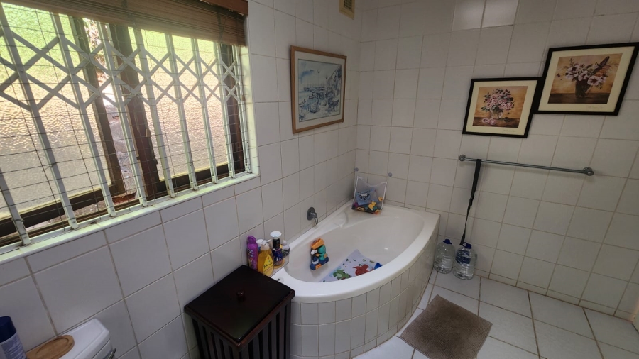 To Let 2 Bedroom Property for Rent in Glen Anil KwaZulu-Natal