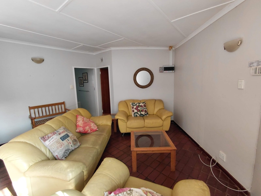 To Let 2 Bedroom Property for Rent in Glen Anil KwaZulu-Natal