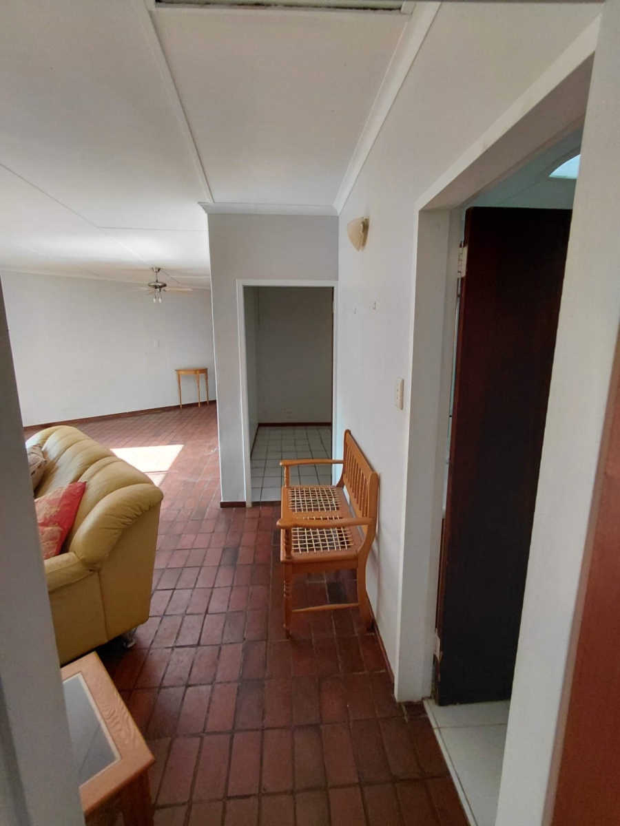 To Let 2 Bedroom Property for Rent in Glen Anil KwaZulu-Natal