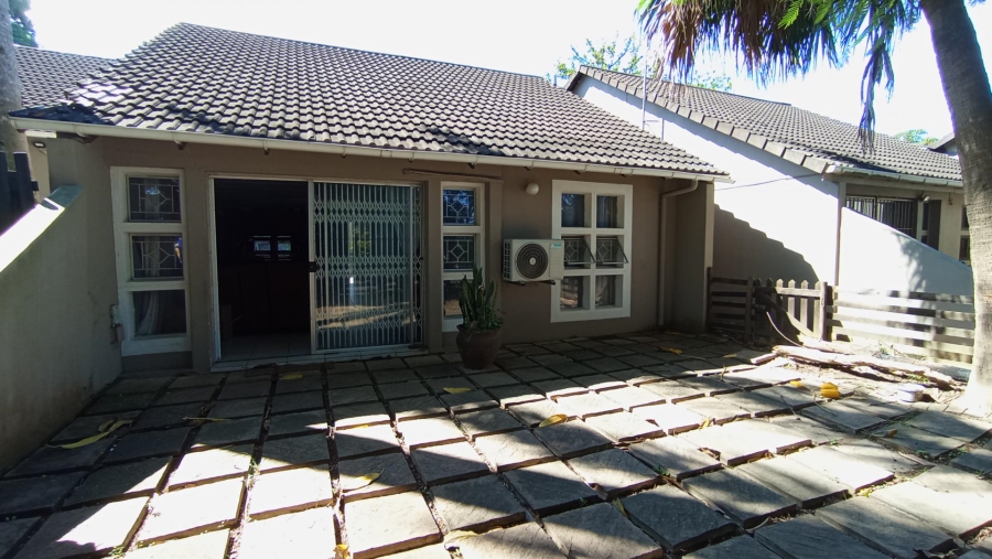 2 Bedroom Property for Sale in Sherwood KwaZulu-Natal
