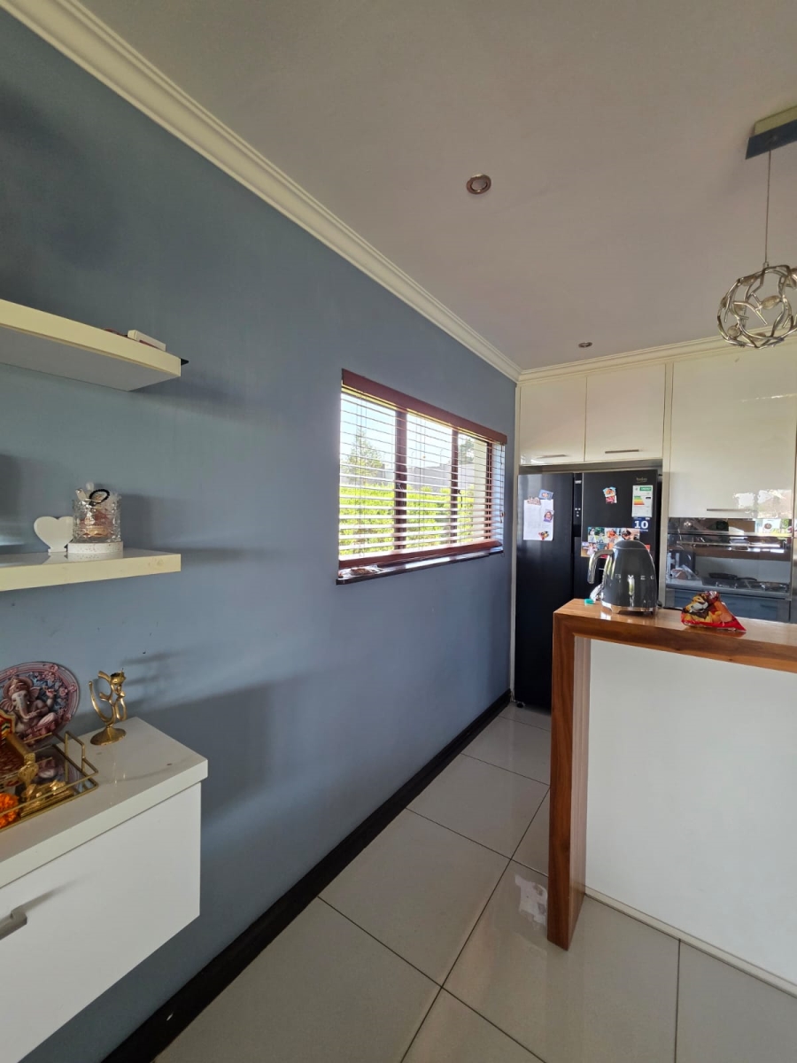 To Let 4 Bedroom Property for Rent in Acutts Estate KwaZulu-Natal