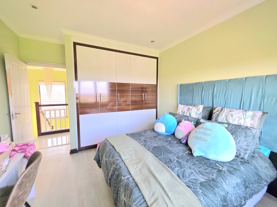 To Let 4 Bedroom Property for Rent in Acutts Estate KwaZulu-Natal