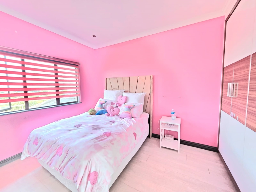 To Let 4 Bedroom Property for Rent in Acutts Estate KwaZulu-Natal