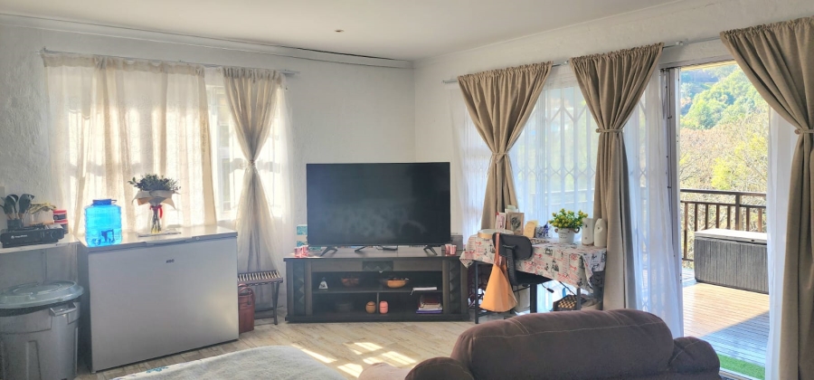 1 Bedroom Property for Sale in Dawncliffe KwaZulu-Natal