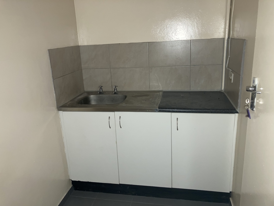 To Let Commercial Property for Rent in Westmead KwaZulu-Natal