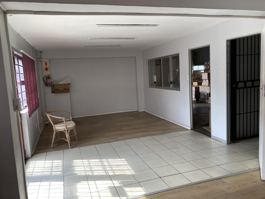 To Let Commercial Property for Rent in Maxmead KwaZulu-Natal