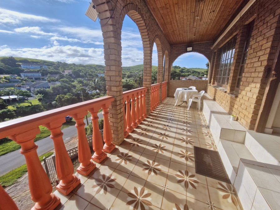 4 Bedroom Property for Sale in La Mercy KwaZulu-Natal