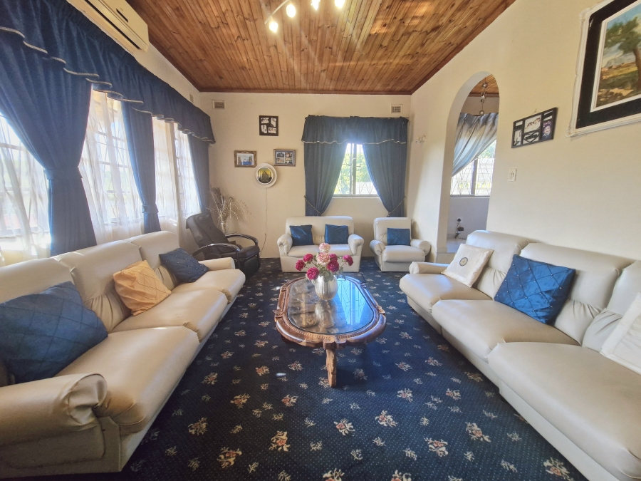 4 Bedroom Property for Sale in La Mercy KwaZulu-Natal