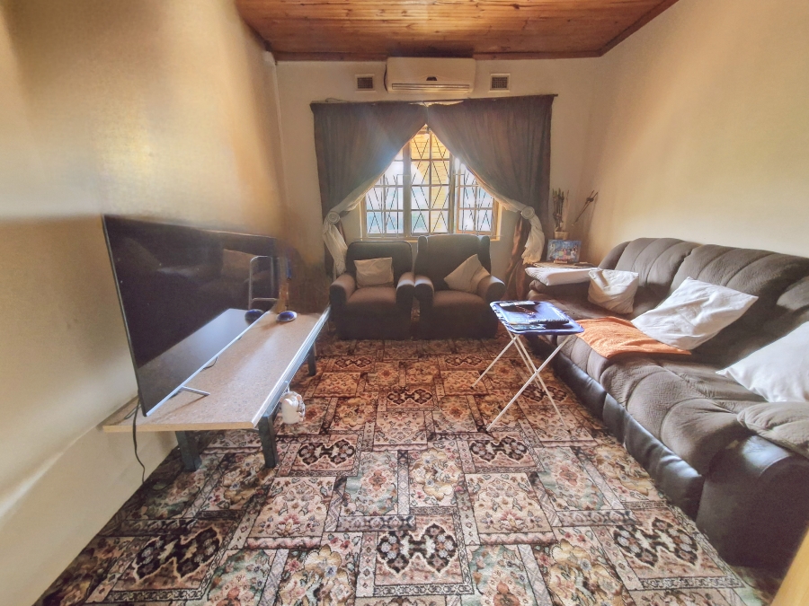 4 Bedroom Property for Sale in La Mercy KwaZulu-Natal