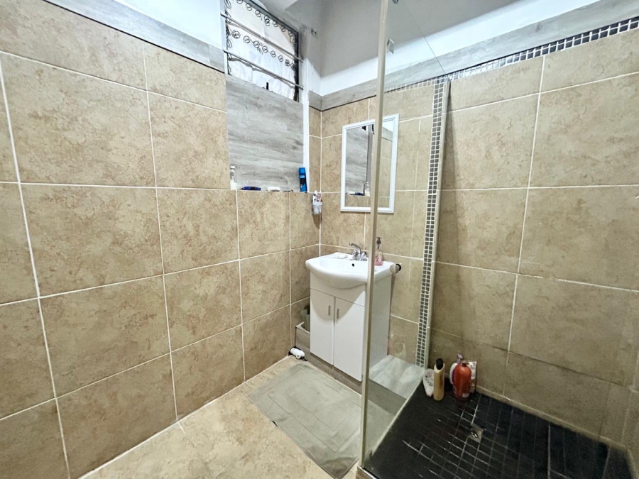 2 Bedroom Property for Sale in South Beach KwaZulu-Natal