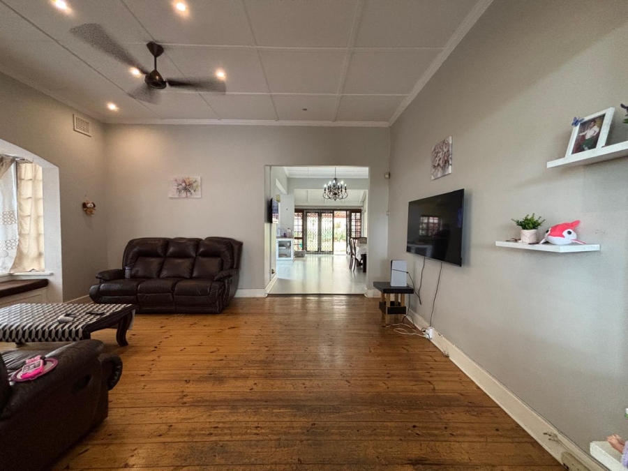3 Bedroom Property for Sale in Essenwood KwaZulu-Natal