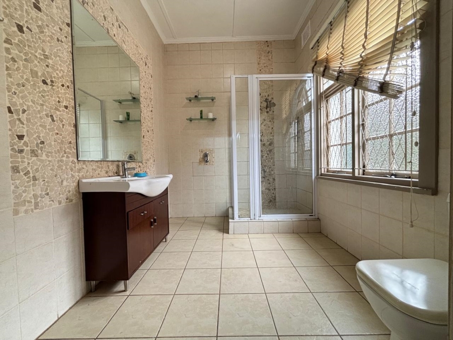 3 Bedroom Property for Sale in Essenwood KwaZulu-Natal