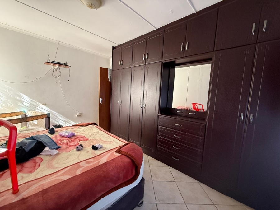 6 Bedroom Property for Sale in Moorton KwaZulu-Natal