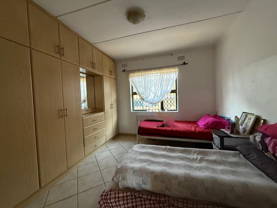 6 Bedroom Property for Sale in Moorton KwaZulu-Natal