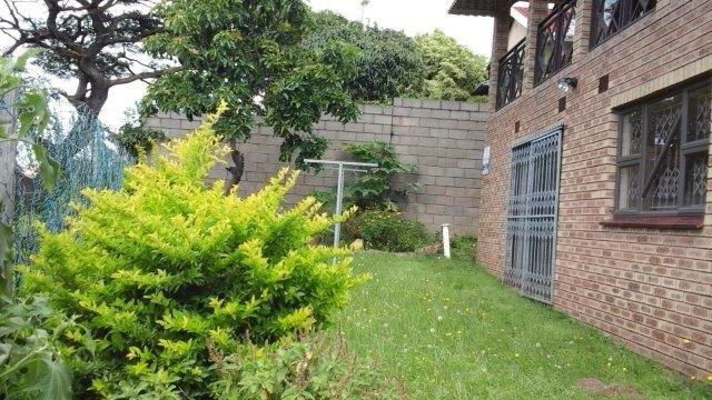 6 Bedroom Property for Sale in Moorton KwaZulu-Natal