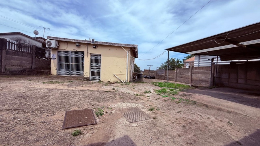 To Let 2 Bedroom Property for Rent in Bayview KwaZulu-Natal