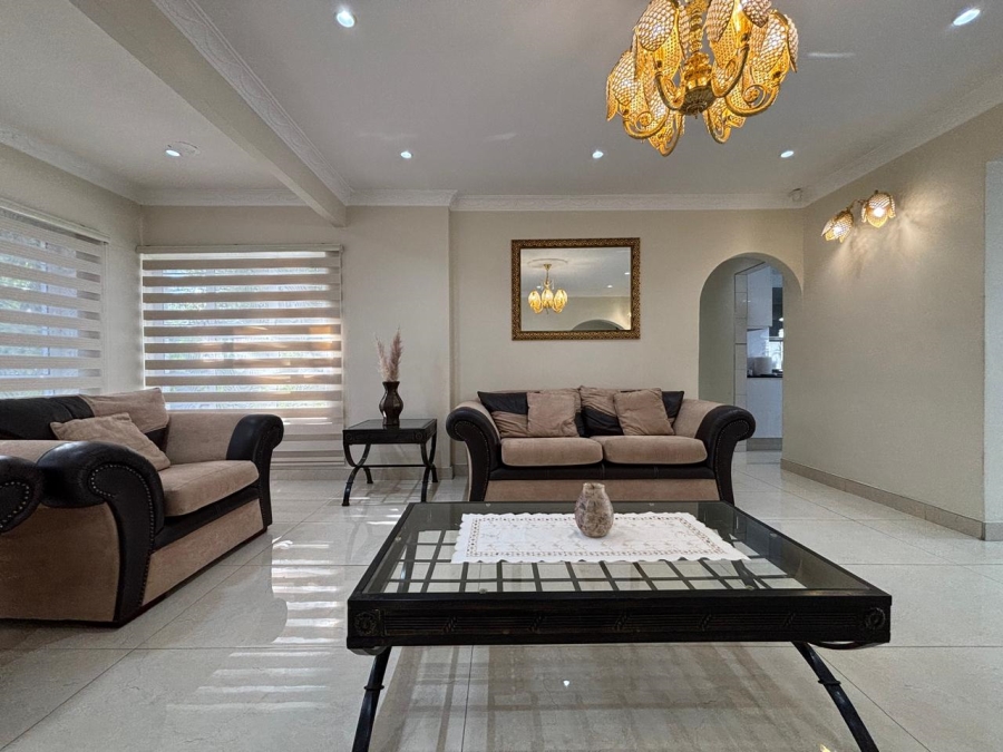 5 Bedroom Property for Sale in Isipingo Beach KwaZulu-Natal