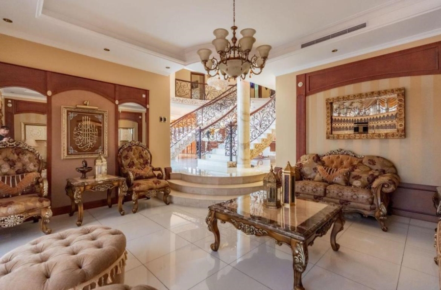 6 Bedroom Property for Sale in Reservoir Hills KwaZulu-Natal