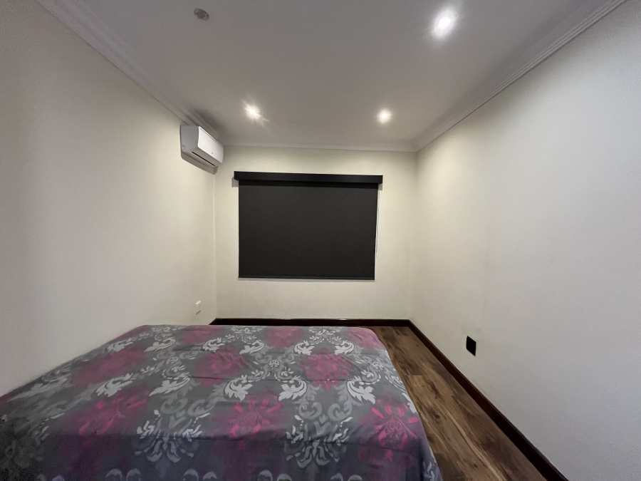 5 Bedroom Property for Sale in Grove End KwaZulu-Natal