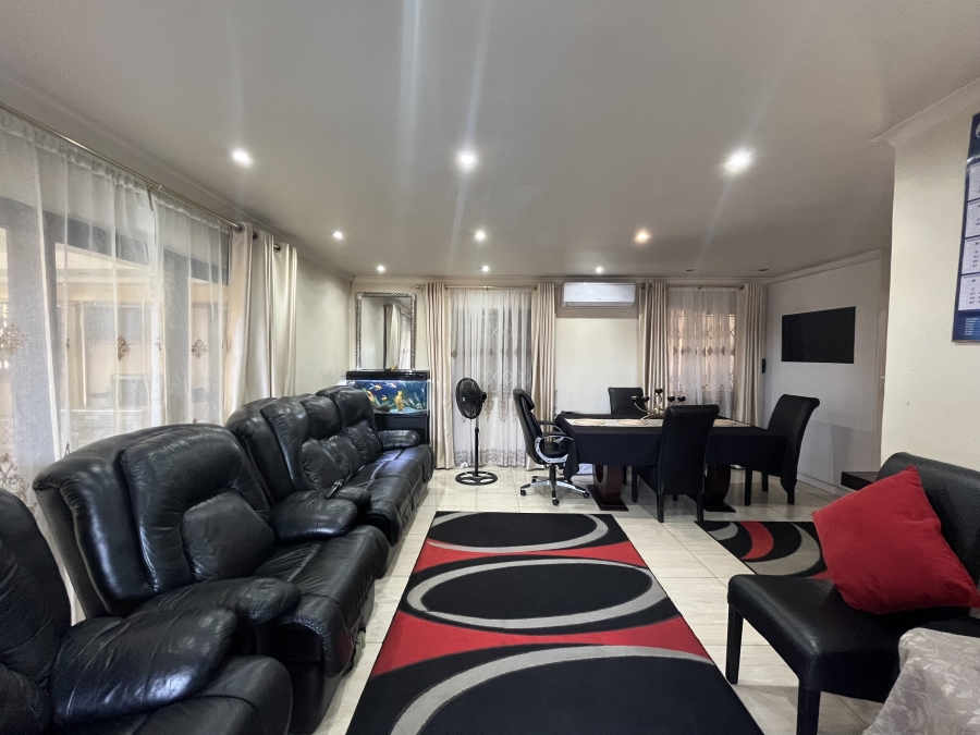 5 Bedroom Property for Sale in Forest Haven KwaZulu-Natal