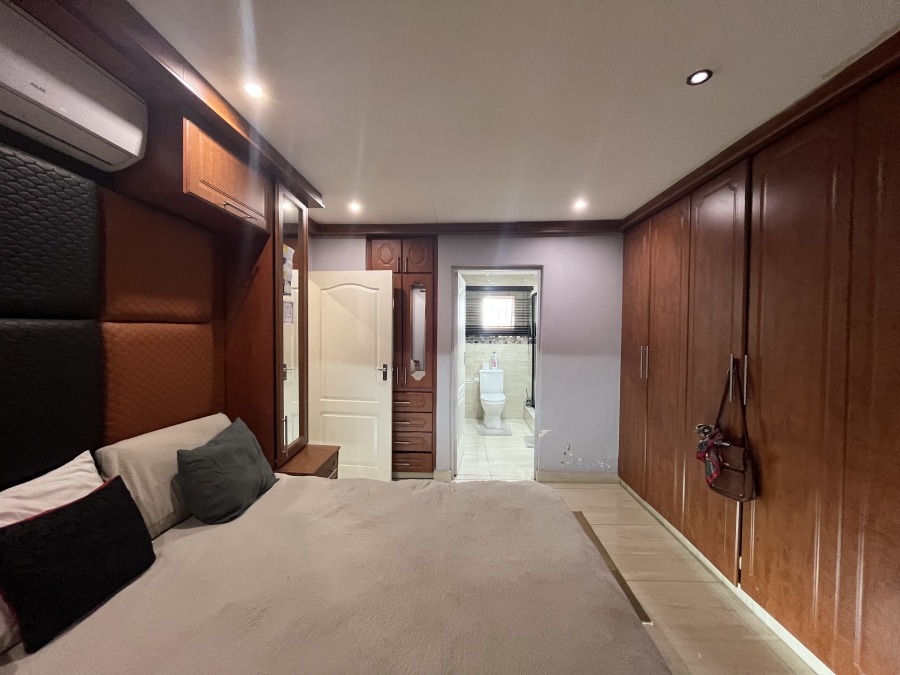 5 Bedroom Property for Sale in Forest Haven KwaZulu-Natal